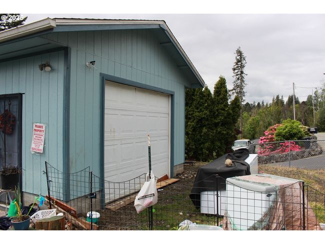 1783 View St, House attached with 3 bedrooms, 2 bathrooms and 2 parking in Myrtle Point OR | Image 6