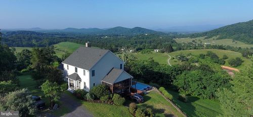 296 Ben Venue Rd, Flint Hill, VA, 22627-1771 | Card Image