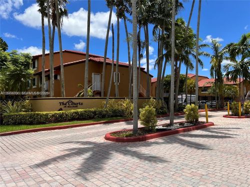 l-102-15600 Sw 80th St, Miami, FL, 33193-2666 | Card Image