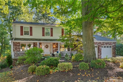 2523 Giant Oaks Drive, Upper St. Clair, PA, 15241 | Card Image