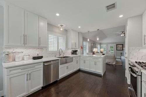 7421 Ponoma Trl, Austin, TX, 78749-2909 | Card Image