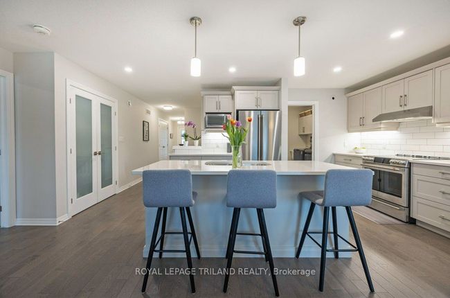 25 Feathers Cross, House attached with 4 bedrooms, 3 bathrooms and 2 parking in St Thomas ON | Image 11