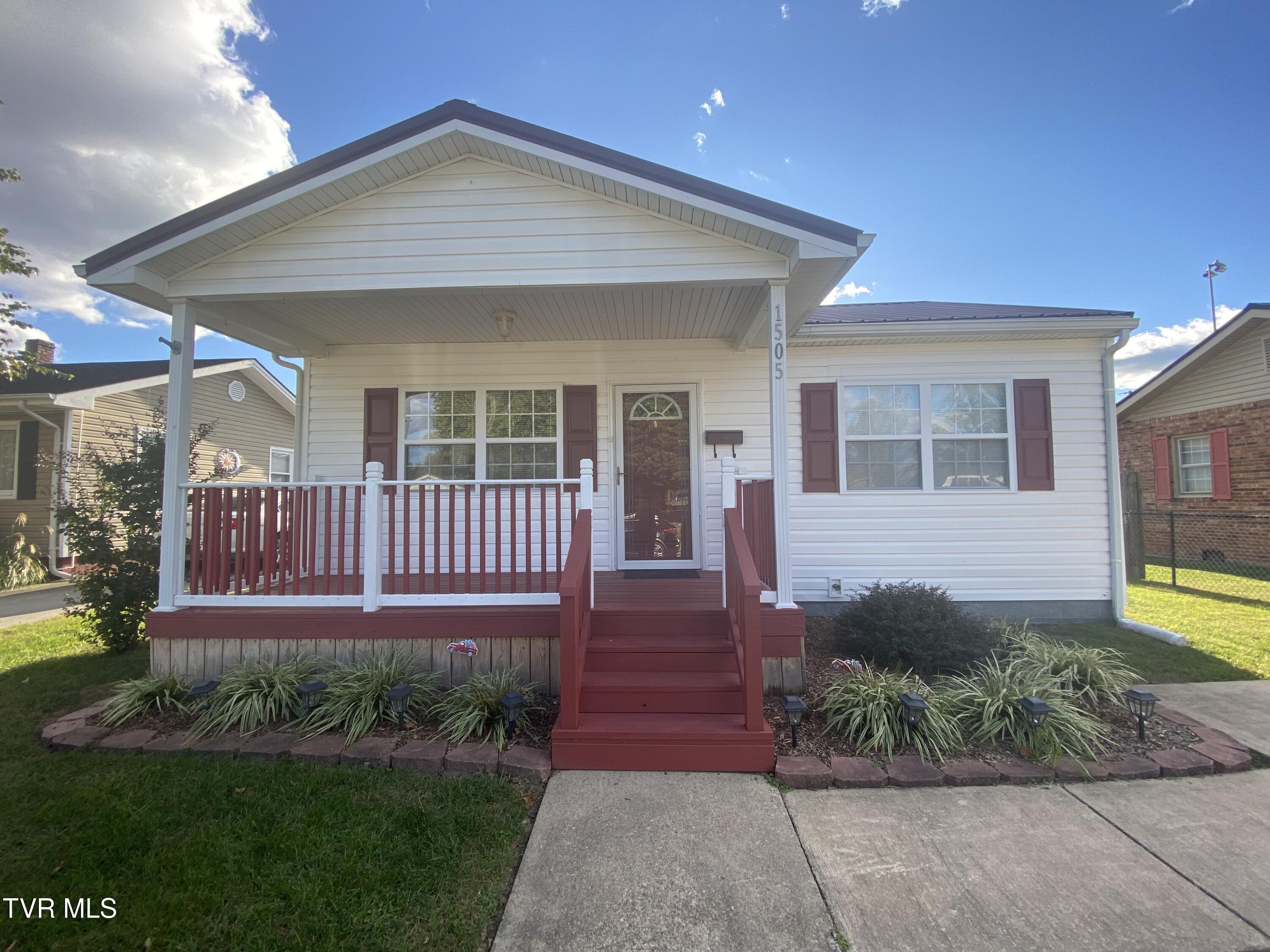 1505 Redwood Drive, For Rent in Kingsport Zoocasa