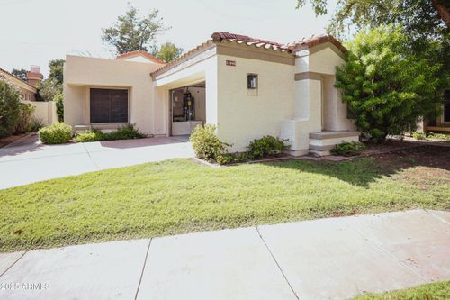 11840 N 40th Way, Phoenix, AZ, 85028-1526 | Card Image