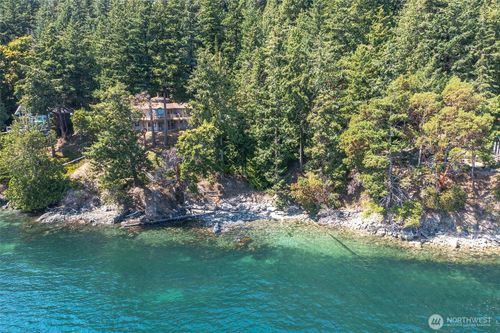 1307 Spring Point Rd, Deer Harbor, WA, 98243-5652 | Card Image
