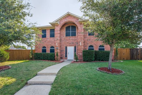 8305 Camden Ct, Rowlett, TX, 75089-8811 | Card Image