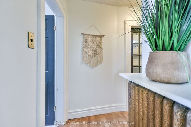 342 King St, Home with 0 bedrooms, 0 bathrooms and 4 parking in Midland ON | Image 29