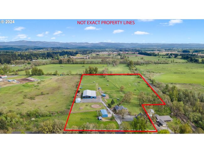 12430 S Oak Grove Rd, House other with 3 bedrooms, 4 bathrooms and 6 parking in Canby OR | Image 23