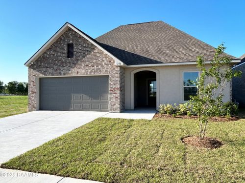 106 W Pine St, Lafayette, LA, 70501-2912 | Card Image