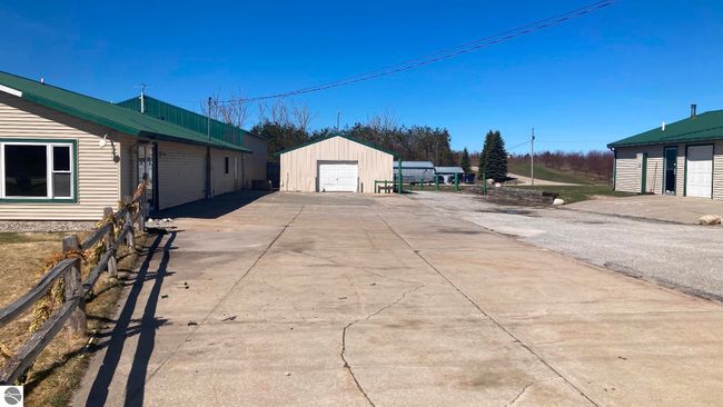 9821 N Us Highway 31, Home with 0 bedrooms, 0 bathrooms and null parking in Ellsworth MI | Image 5