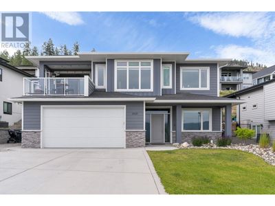 2620 Paramount Dr, House other with 6 bedrooms, 3 bathrooms and 6 parking in West Kelowna BC | Image 3