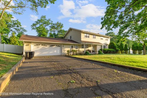 2 Karen Ct, West Long Branch, NJ, 07764-1224 | Card Image