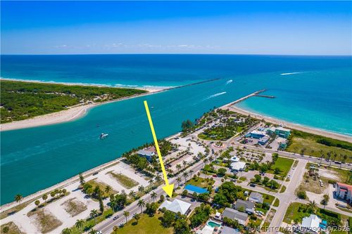 1821 Seaway Dr, Hutchinson Island, FL, 34949-3200 | Card Image