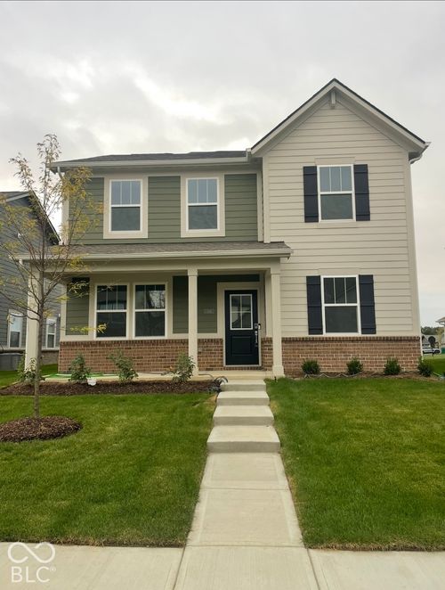 394 Eisenhower St, Fortville, IN, 46040-1784 | Card Image