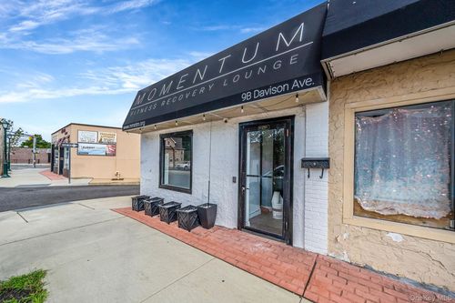 b-9 Davison Ave W, Oceanside, NY, 11572-2114 | Card Image