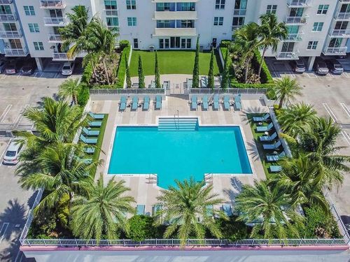 apt-707-3000 Coral Way, Miami, FL, 33145-3235 | Card Image