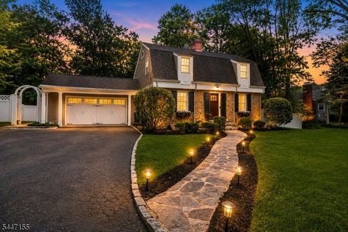 2640 Crest Ln, Scotch Plains, NJ, 07076-1513 | Card Image