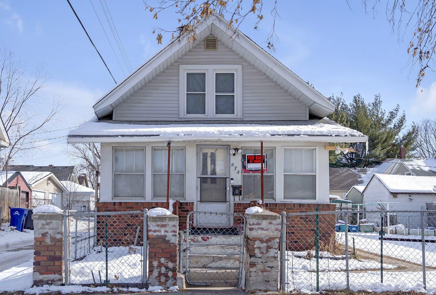 Arundel St, Saint Paul, MN 55103