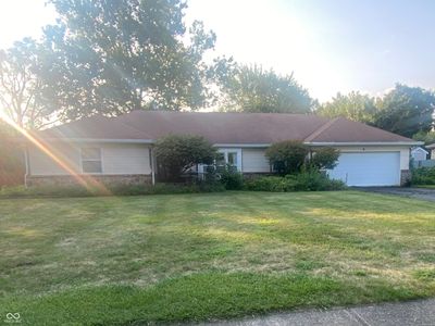 7240 Avalon Trail Drive, House other with 3 bedrooms, 2 bathrooms and null parking in Indianapolis IN | Image 1