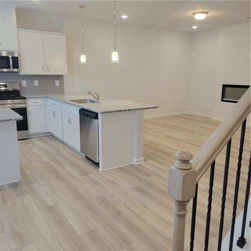 20 Jacobs Farm Ln, Lawrenceville, GA, 30045-7111 | Card Image