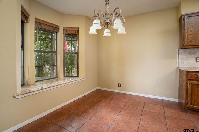 17617 Carol Cir, House other with 3 bedrooms, 2 bathrooms and null parking in Flint TX | Image 8