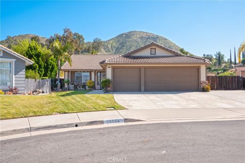22894 Brighton Ct, Wildomar, CA, 92595-8198 | Card Image