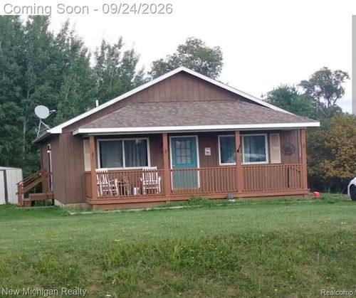 5352 Worchester Way, Gladwin, MI, 48624-8508 | Card Image