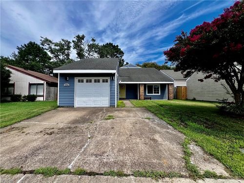 684 Orangewood Dr, Virginia Beach, VA, 23453-2123 | Card Image