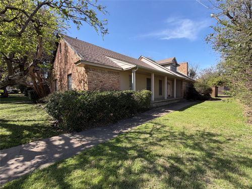 7947 Habersham Ln, Dallas, TX, 75248-5310 | Card Image