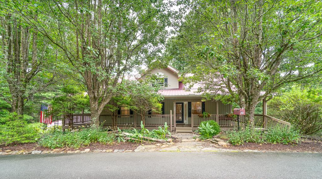 Brasstown Hills Rd, Brasstown, NC 28902