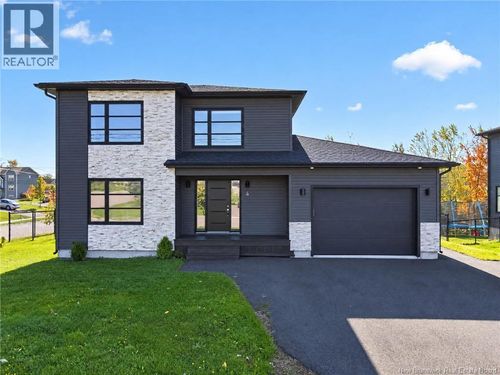 4 Francfort Cres, Moncton, NB, E1G5W6 | Card Image