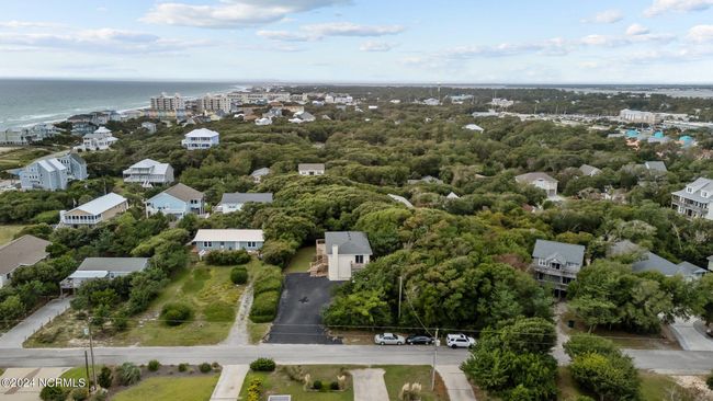 109 Yaupon Dr, Home with 2 bedrooms, 1 bathrooms and null parking in Emerald Isle NC | Image 35