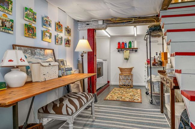 UNIT-1 - 8 Central Avenue, Condo with 4 bedrooms, 3 bathrooms and null parking in Portsmouth NH | Image 30