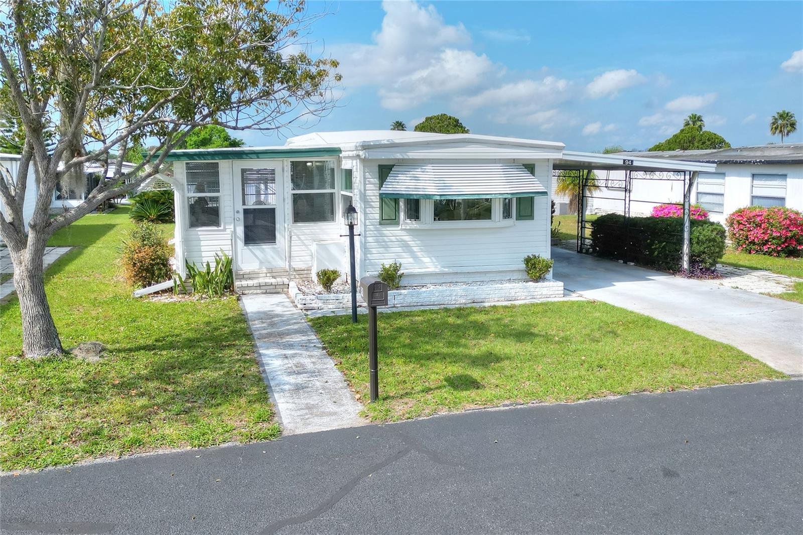 Mustang Ter, Haines City, FL 33844