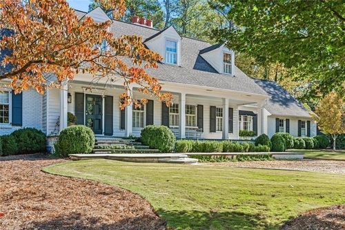 521 Heyward Cir Nw, Marietta, GA, 30064-1405 | Card Image