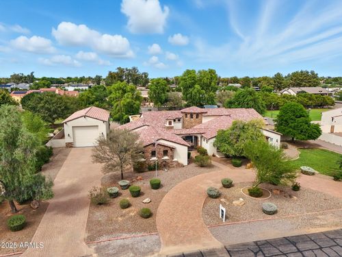 12622 E Victoria St, Chandler, AZ, 85249-3748 | Card Image