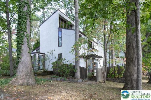 195 Lafayette St, DOYLESTOWN, PA, 18901-4061 | Card Image