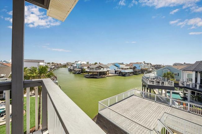 138 Isles End Rd, House other with 4 bedrooms, 3 bathrooms and 2 parking in Tiki Island TX | Image 26