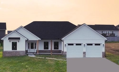 105 Bill Silvey Rd, Danville, KY, 40422-8369 | Card Image