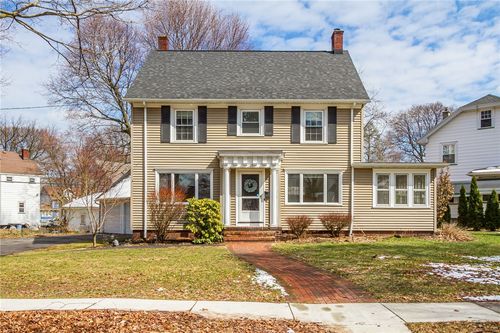 140 Rutledge Dr, Rochester, NY, 14621-1046 | Card Image