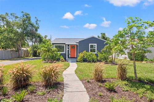 420 61st Ave S, St Petersburg, FL, 33705-5741 | Card Image