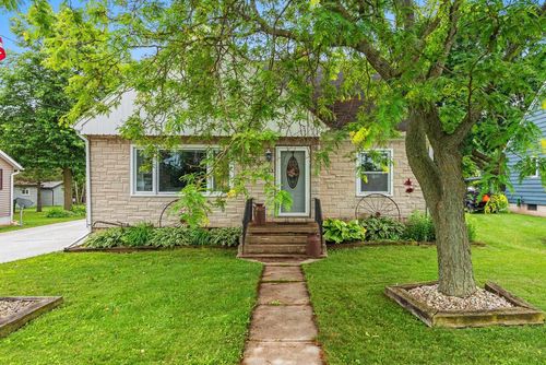 533 Madison Street, Reedsville, WI, 54230 | Card Image