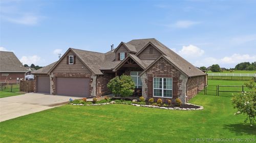 6877 S 304th East Ave, Broken Arrow, OK, 74014-5470 | Card Image
