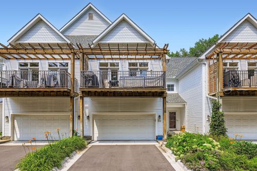 3810 W 32nd St, Minneapolis, MN, 55416-4270 | Card Image