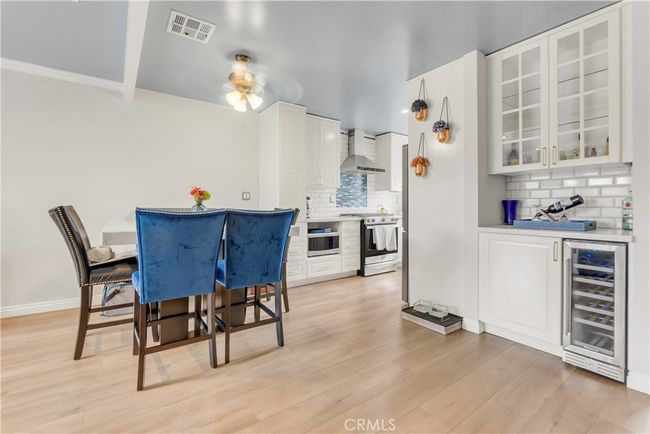 APT-5 - 534 E Hazel St, Townhouse with 2 bedrooms, 3 bathrooms and 2 parking in Inglewood CA | Image 6