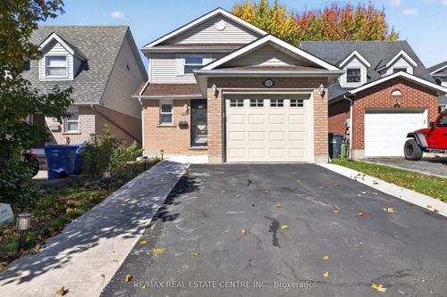 122 Moss Pl, Guelph, ON, N1G4V4 | Card Image