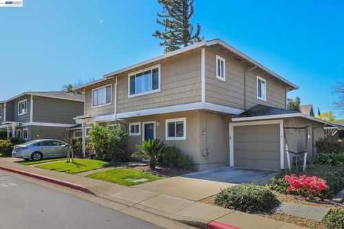 7584 Silvertree Ln, Dublin, CA, 94568-2256 | Card Image