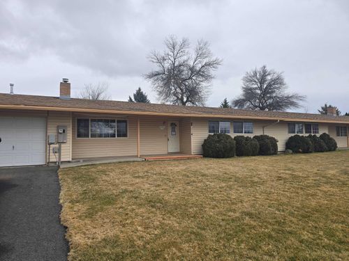 10631 Kincheloe Ave, Klamath Falls, OR, 97603-7162 | Card Image
