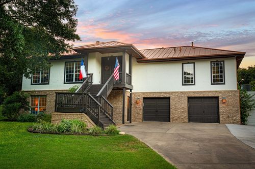 76 Guada Coma, New Braunfels, TX, 78130-4670 | Card Image