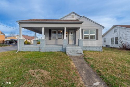 1601 Edgemont Ave, Bristol, TN, 37620-4305 | Card Image